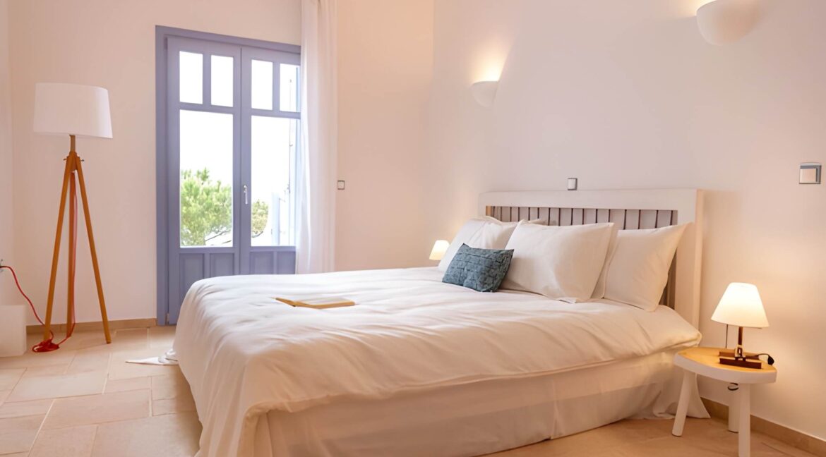 Luxury Villa & Suite Complex for Sale Santorini 5