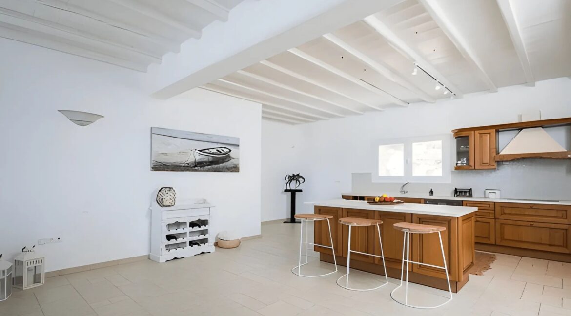 Luxury Villa for Sale Agios Sostis Mykonos 25
