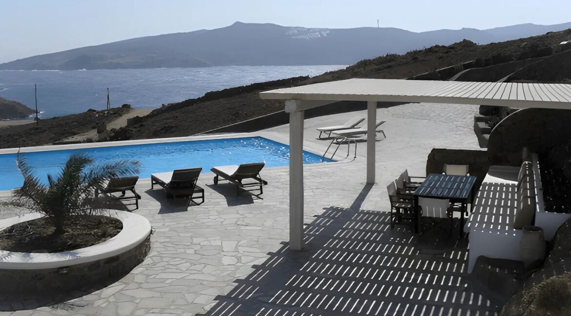 Luxury Villa for Sale Agios Sostis Mykonos 31