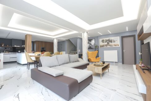 Luxury Villa for Sale in Kontokali Corfu 3