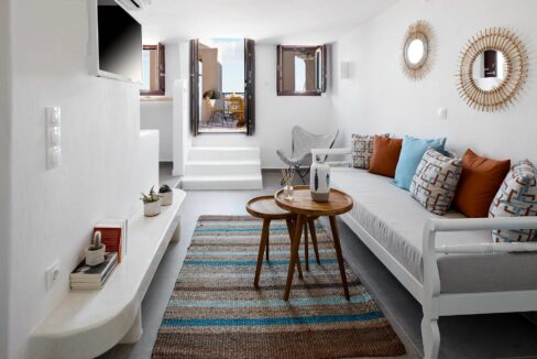 Neoclassical Mansion for Sale in Santorini, Exo Gonia 10