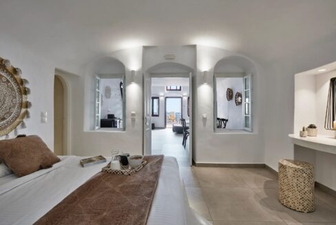Neoclassical Mansion for Sale in Santorini, Exo Gonia 6