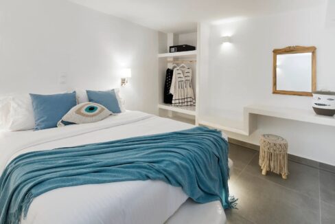 Neoclassical Mansion for Sale in Santorini, Exo Gonia 8