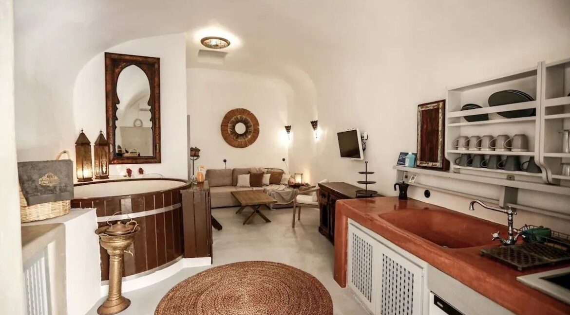 Property for sale Santorini Emporio 1