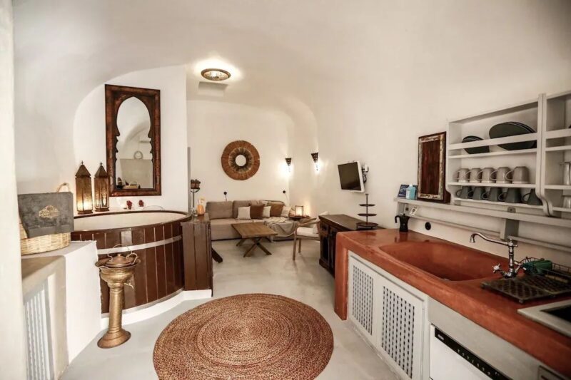 Property for sale Santorini Emporio 1
