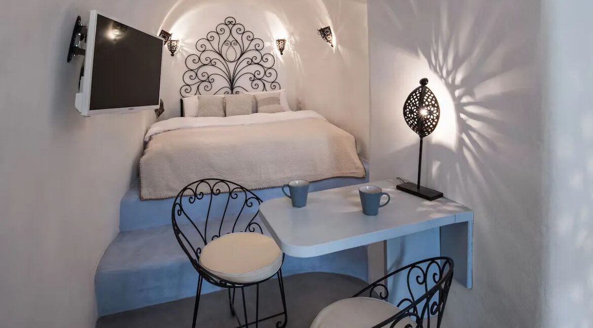 Property for sale Santorini Emporio 10