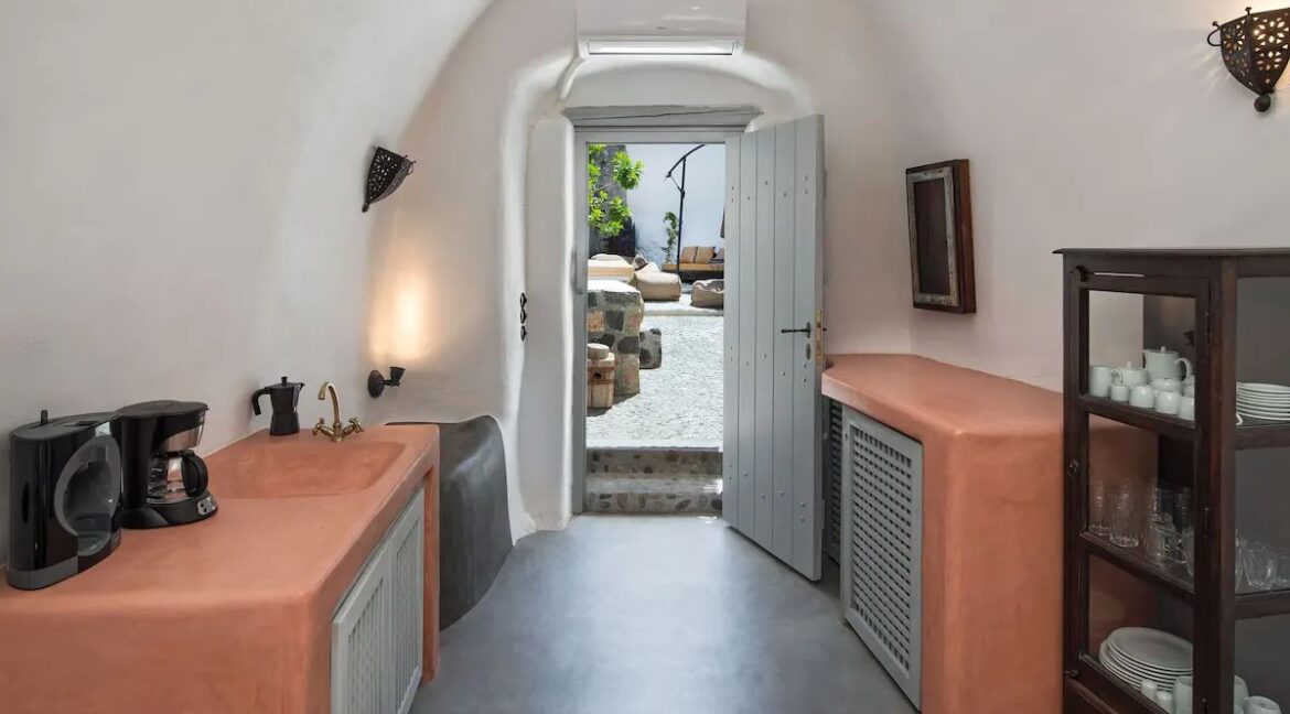 Property for sale Santorini Emporio 15