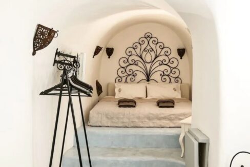 Property for sale Santorini Emporio 16