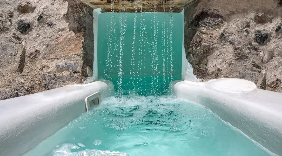 Property for sale Santorini Emporio 23