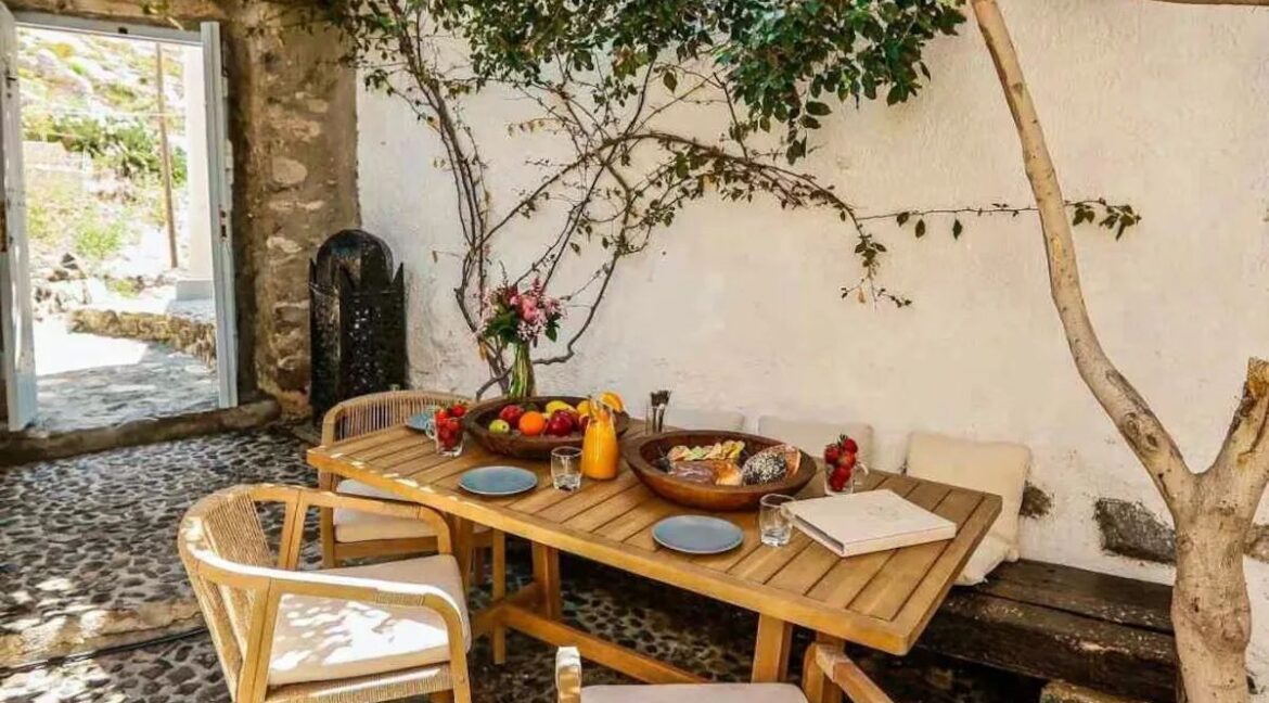 Property for sale Santorini Emporio 8