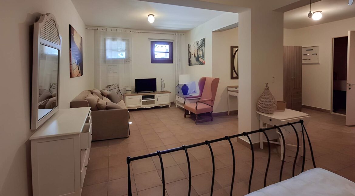 Sea View Home for Sale in Syros, Finikas 4