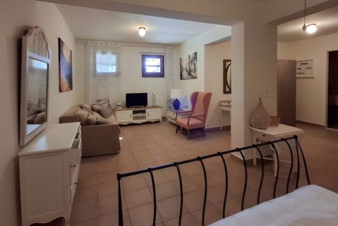 Sea View Home for Sale in Syros, Finikas 4