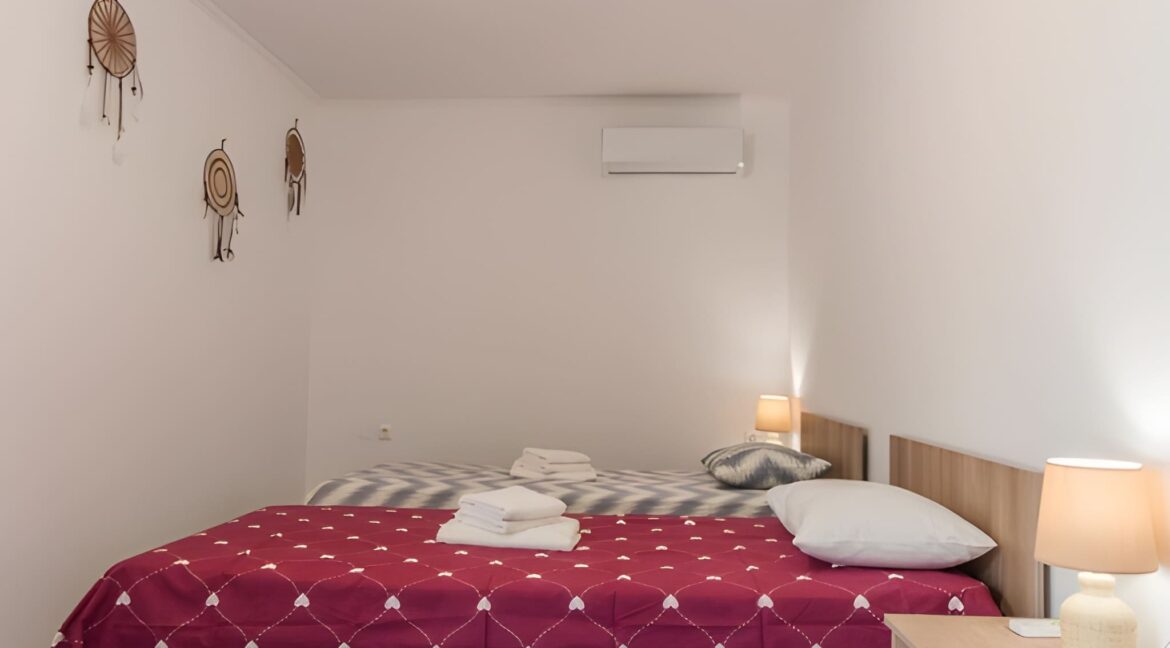 Sea View House with pool for Sale in Kefalonia 5