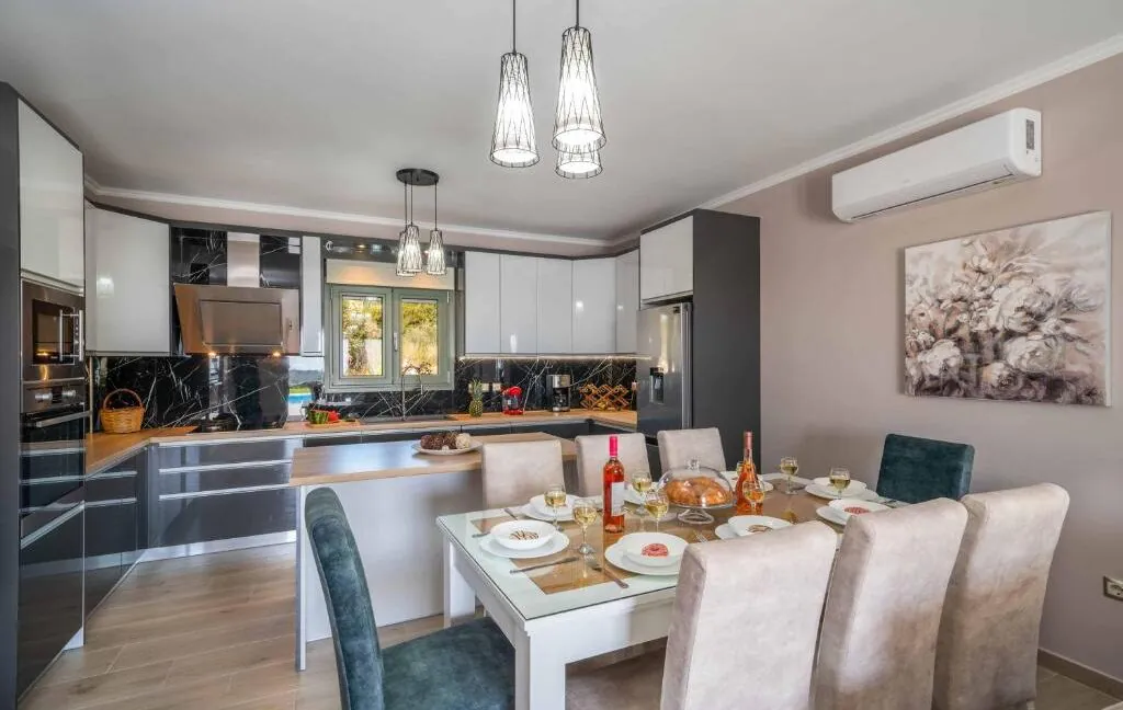 Sea View Villa for Sale in Kefalonia 11