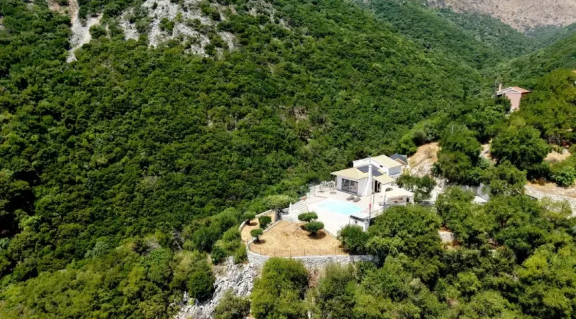 Sea View Villa for Sale in Nisaki Corfu 2