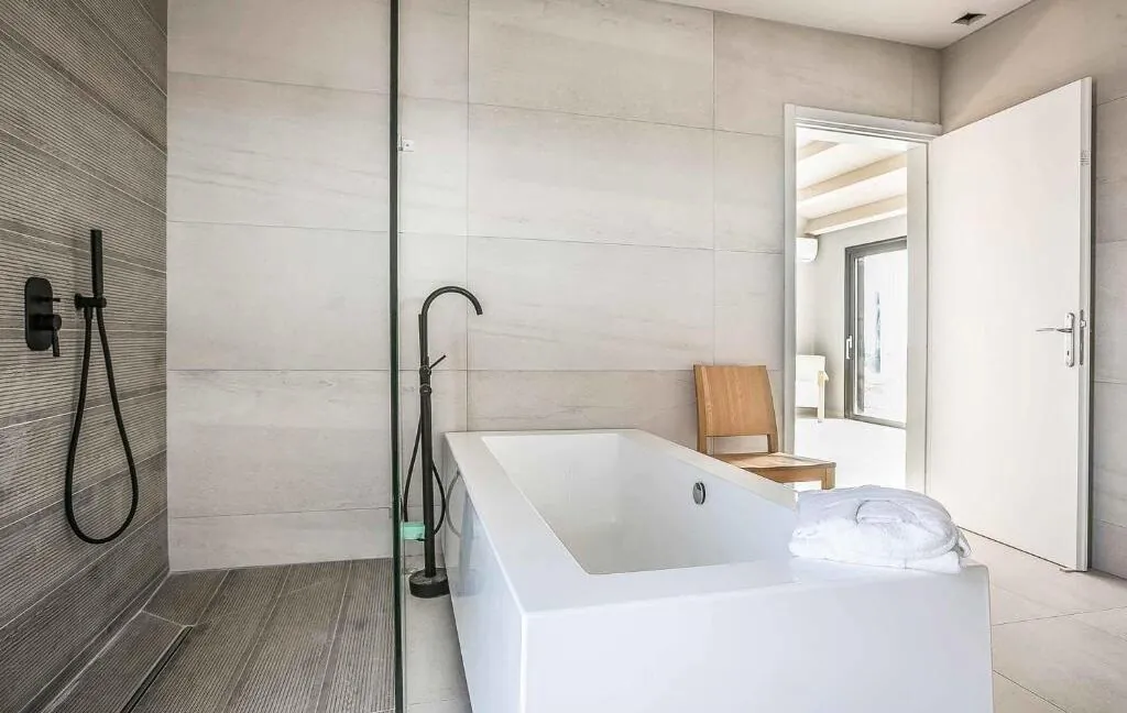 Sea-View Villa for sale in Kefalonia 23