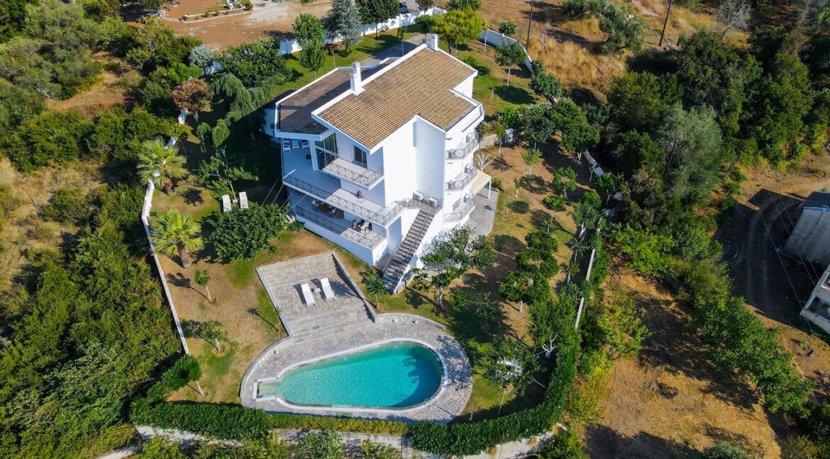 Unique Villa for Sale in Corfu 9