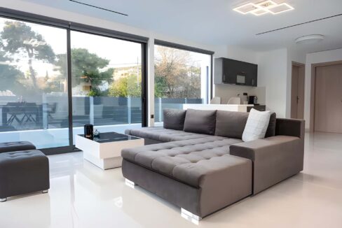 Villa for Sale in Lagonisi South Attica – Near the Beach 3