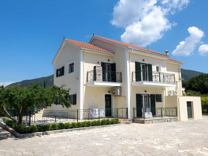 Villa for Sale in Sami Kefalonia