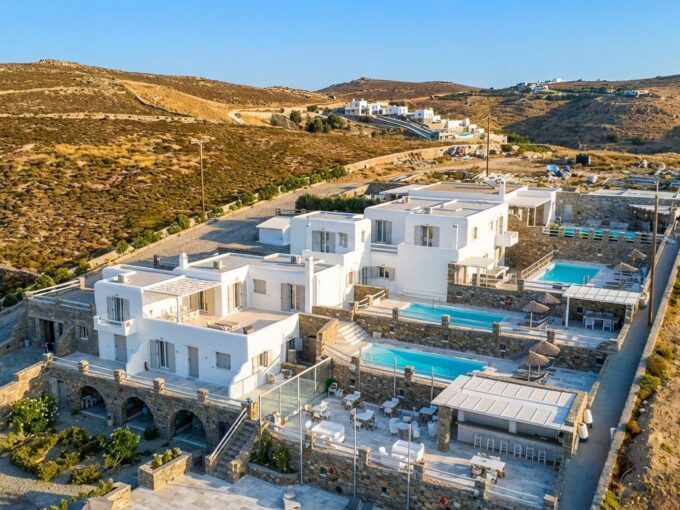 45-Bed Hotel in Mykonos for sale, Elia