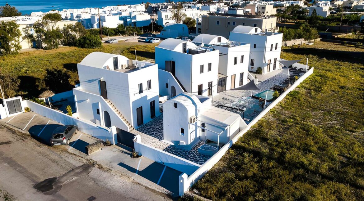 4★ Hotel for Sale in Kamari – Santorini 4