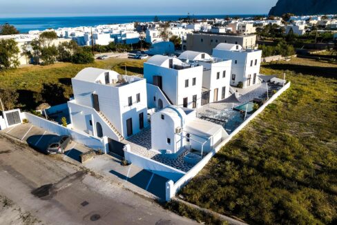 4★ Hotel for Sale in Kamari – Santorini 4