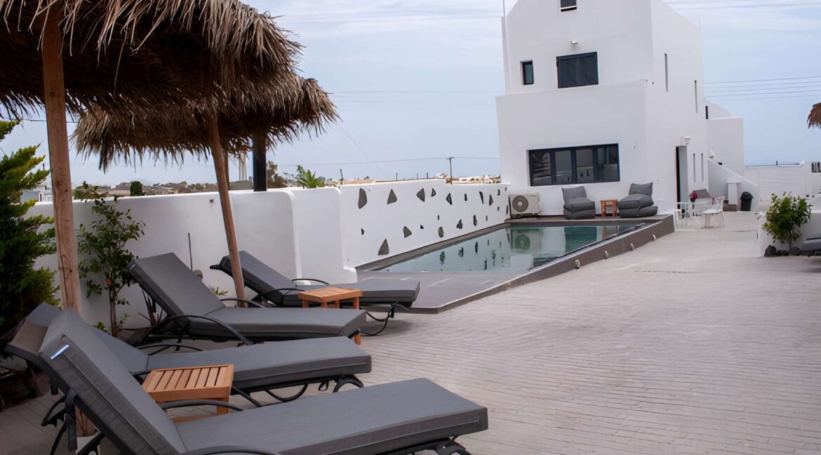 4★ Hotel for Sale in Kamari – Santorini 5