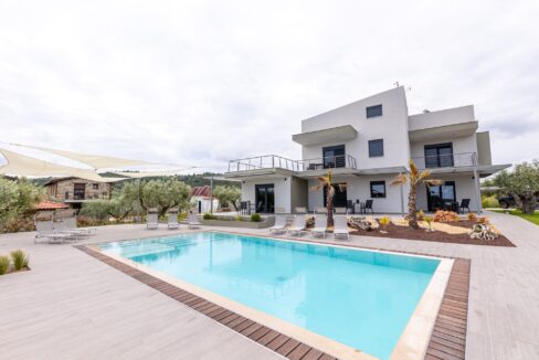 5 Apartments Villa for sale Sithonia - Ormos Panagias 24