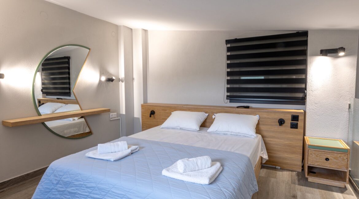 5 Apartments Villa for sale Sithonia - Ormos Panagias 9