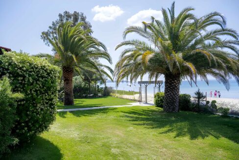 Beachfront House for Sale in Sithonia, Neos Marmaras 1
