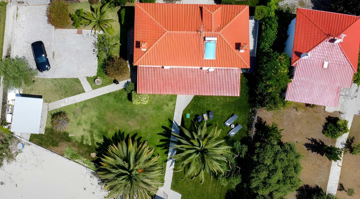 Beachfront House for Sale in Sithonia, Neos Marmaras 2
