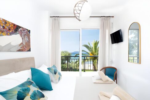 Beachfront House for Sale in Sithonia, Neos Marmaras 3