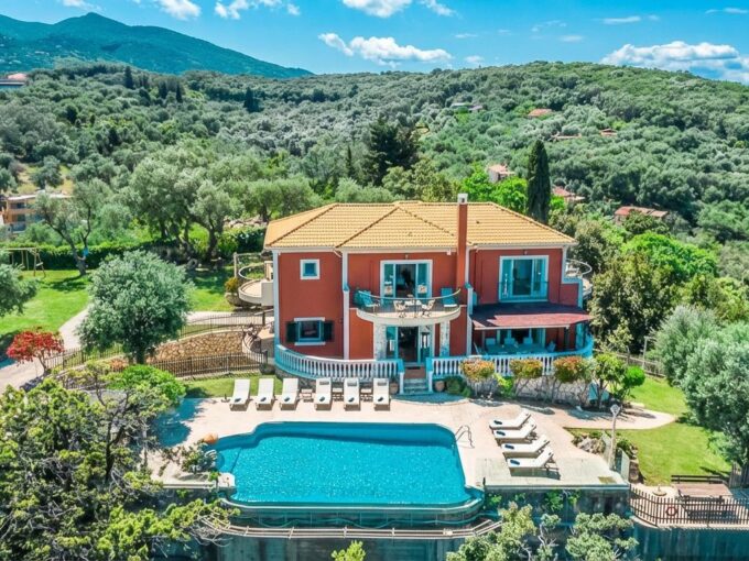 Beachfront Villa in Corfu for sale