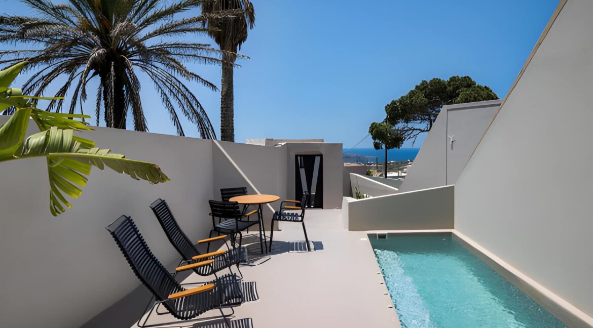 Boutique Hotel for Sale in Pyrgos Santorini 4