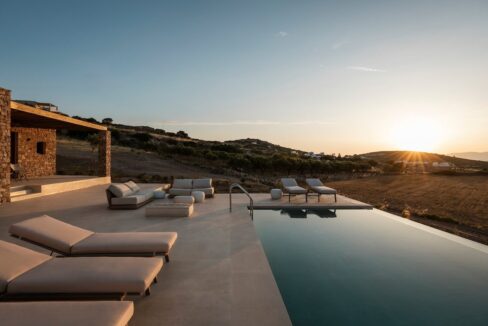 Luxury Sea-View Villa for Sale in Paros 1