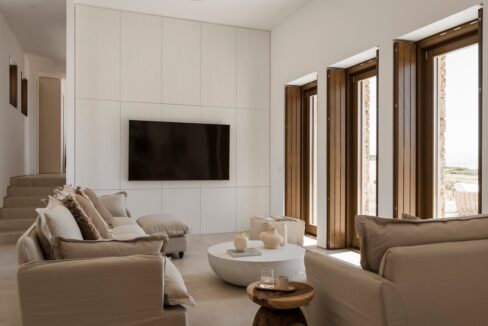 Luxury Sea-View Villa for Sale in Paros 11