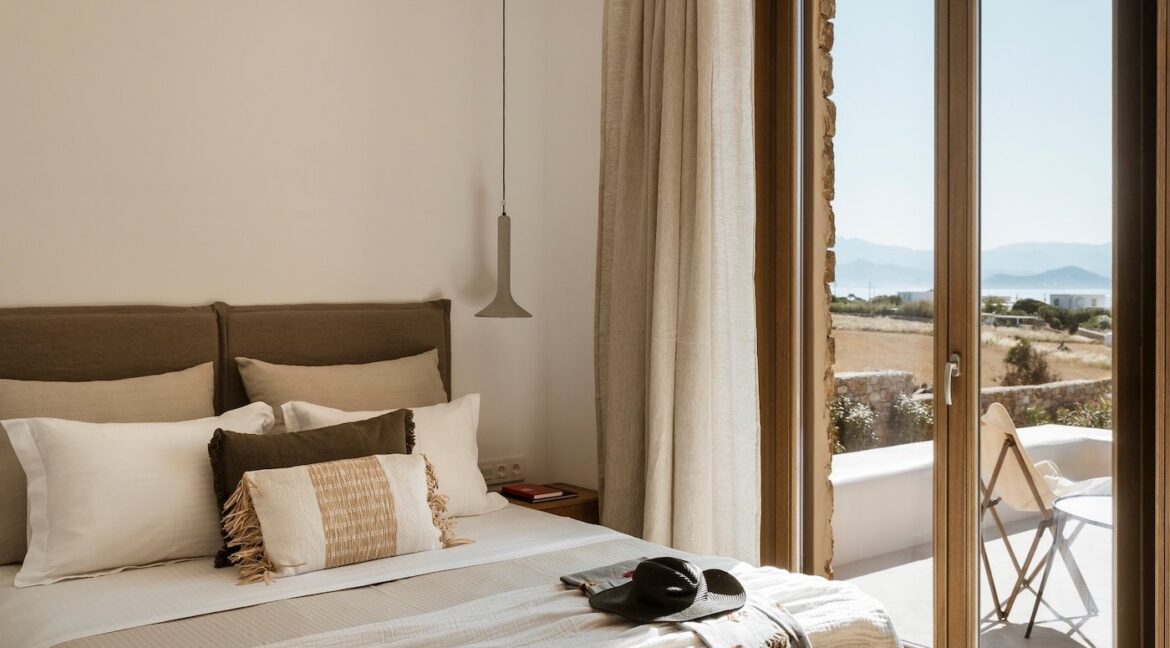 Luxury Sea-View Villa for Sale in Paros 14