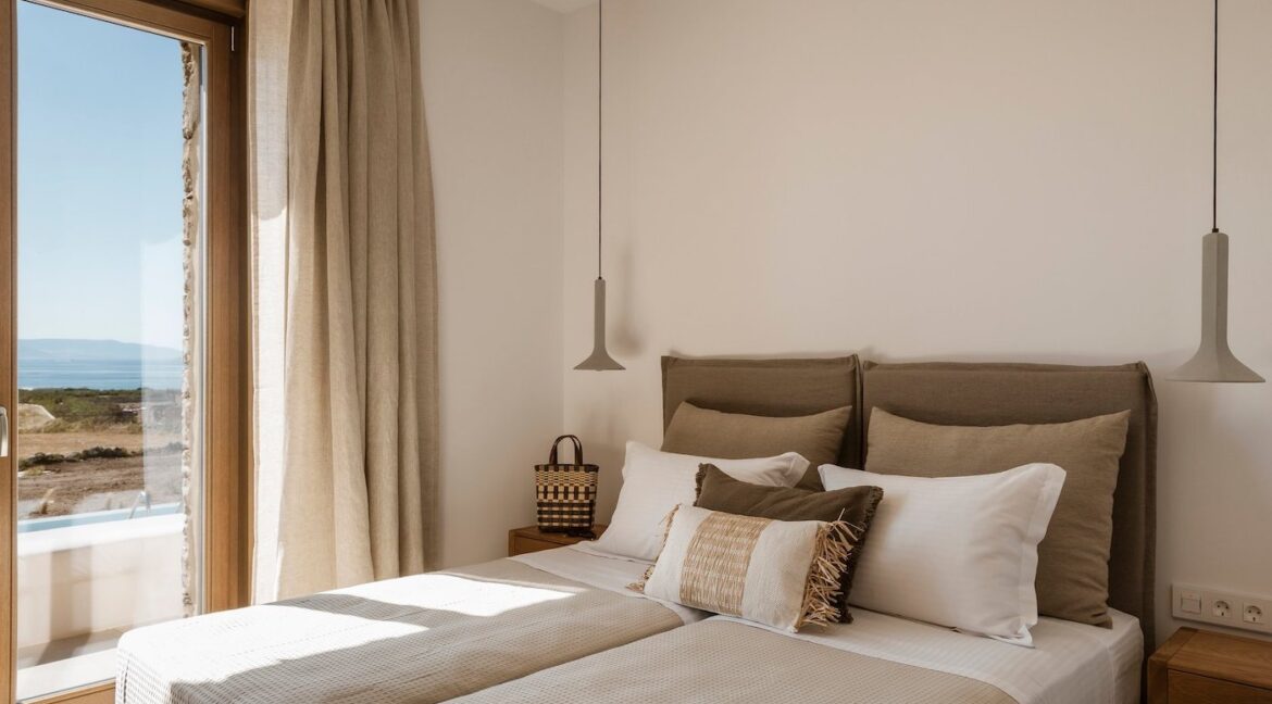 Luxury Sea-View Villa for Sale in Paros 19