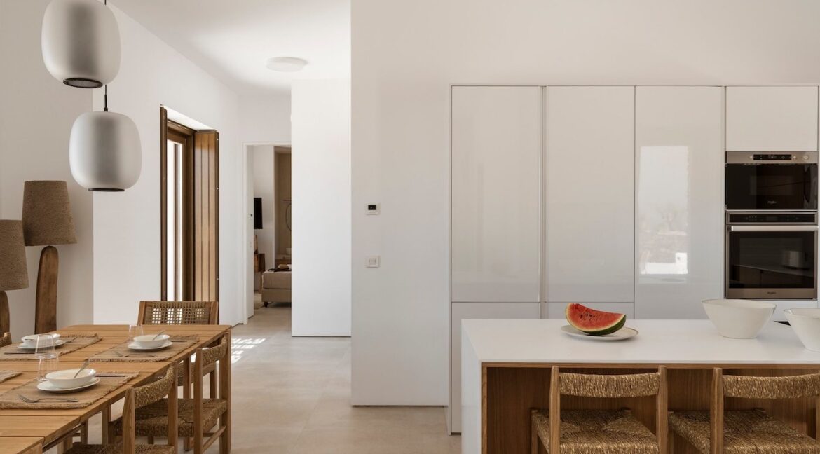 Luxury Sea-View Villa for Sale in Paros 9