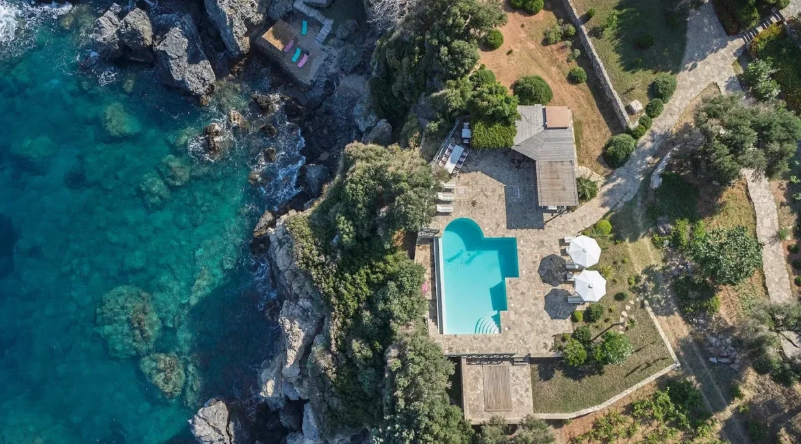 Luxury Seafront Estate for sale in Samos island, Karlovasi 1