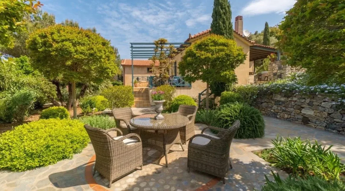 Luxury Seafront Estate for sale in Samos island, Karlovasi 3
