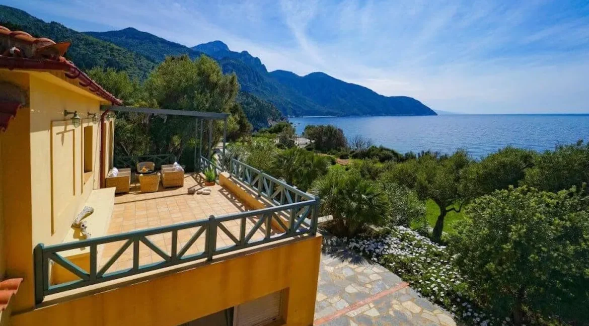 Luxury Seafront Estate for sale in Samos island, Karlovasi 4