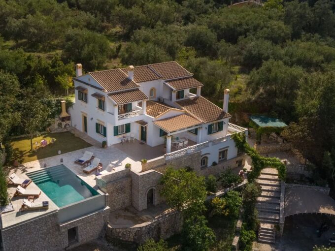 Luxury Villa for Sale in Central Corfu with Panoramic Views