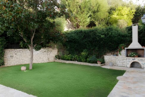 Luxury Villa for Sale in Central Corfu with Panoramic Views 10