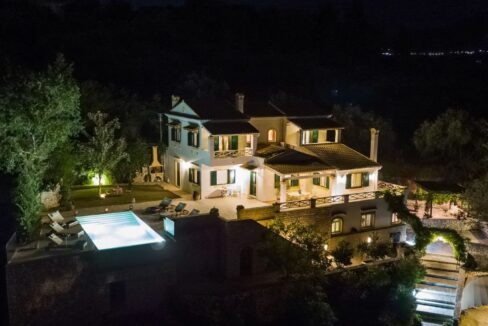 Luxury Villa for Sale in Central Corfu with Panoramic Views 2