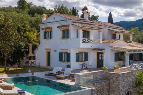 Luxury Villa for Sale in Central Corfu with Panoramic Views 3