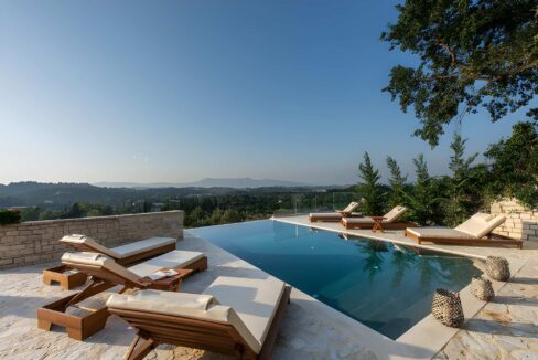 Luxury Villa for Sale in Central Corfu with Panoramic Views 5