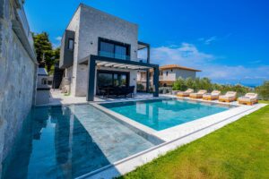 Luxury Villa with Pool for Sale in Polychrono Halkidiki