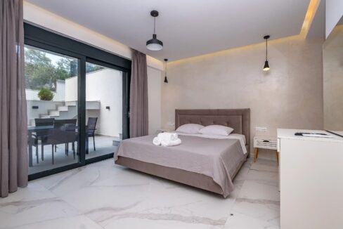 Luxury Villa with Pool for Sale in Polychrono Halkidiki 22