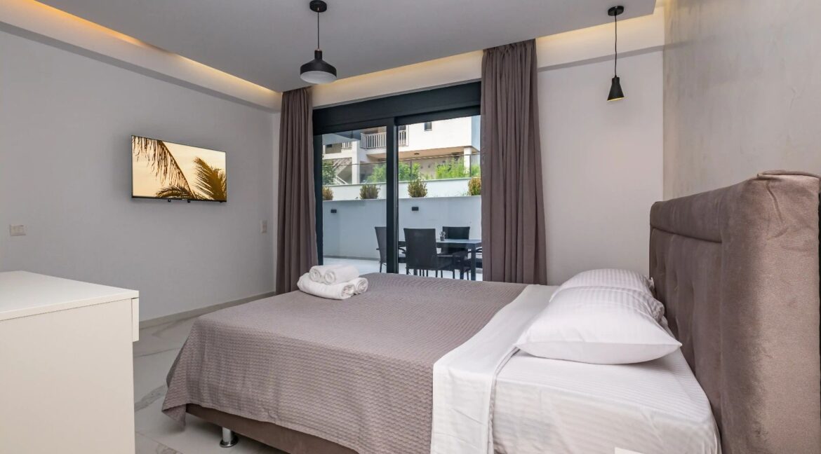 Luxury Villa with Pool for Sale in Polychrono Halkidiki 23
